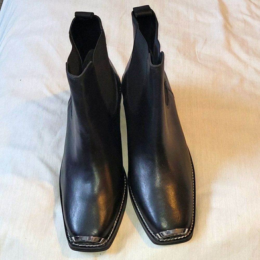 Urban Outfitters Anna Cap Toe Ankle Boot